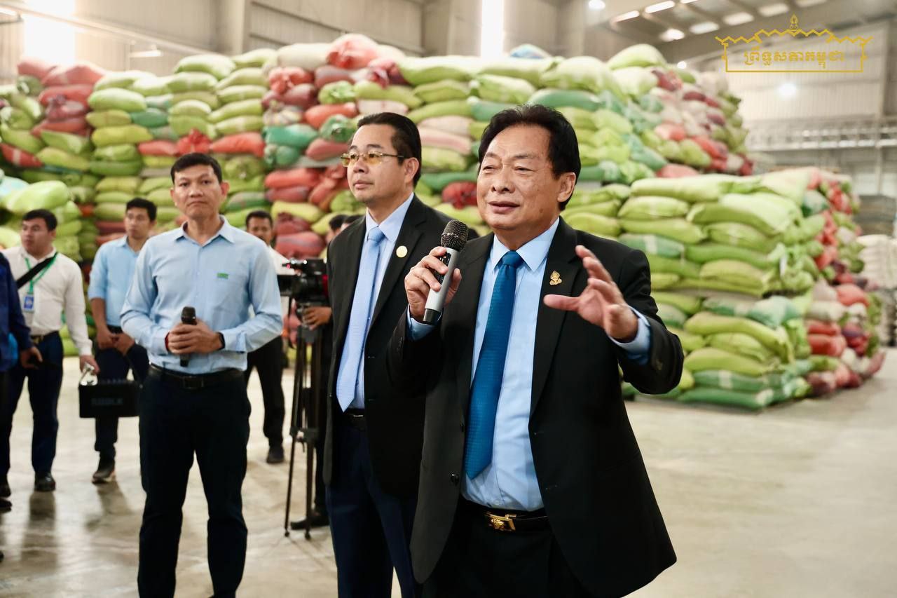 ក្រុមសមាជិកព្រឹទ្ធសភាប្រចាំភូមិភាគទី៧ អញ្ជើញជួបសំណេះសំណាលជាមួយក្រុមប្រឹក្សាឃុំ សង្កាត់ ស្មៀនឃុំ សង្កាត់ និងនាយប៉ុស្តិ៍នគរបាល​រដ្ឋបាល​ឃុំ សង្កាត់ ខេត្តព្រះសីហនុ