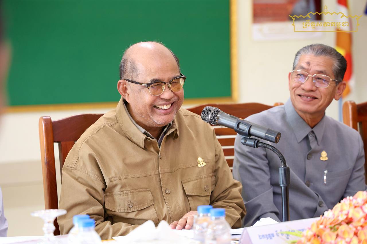 ឯកឧត្តម ងី ច័ន្រ្ទផល ដឹកនាំគណៈប្រតិភូគណៈកម្មការទី១ព្រឹទ្ធសភា អញ្ជើញជួបពិភាក្សាការងារជាមួយថ្នាក់ដឹកនាំ និងមន្ត្រីពន្ធនាគារខេត្តកំពត