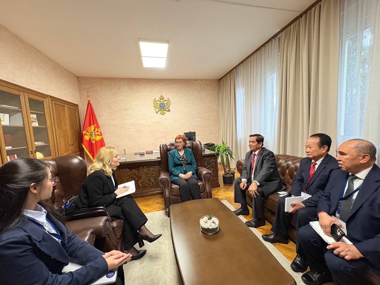 ឯកឧត្តម អ៊ុច បូររិទ្ធ អញ្ជើញជួបពិភាក្សាការងារជាមួយ លោកជំទាវអនុប្រធានសភាម៉ុងតេណេហ្រ្គោ