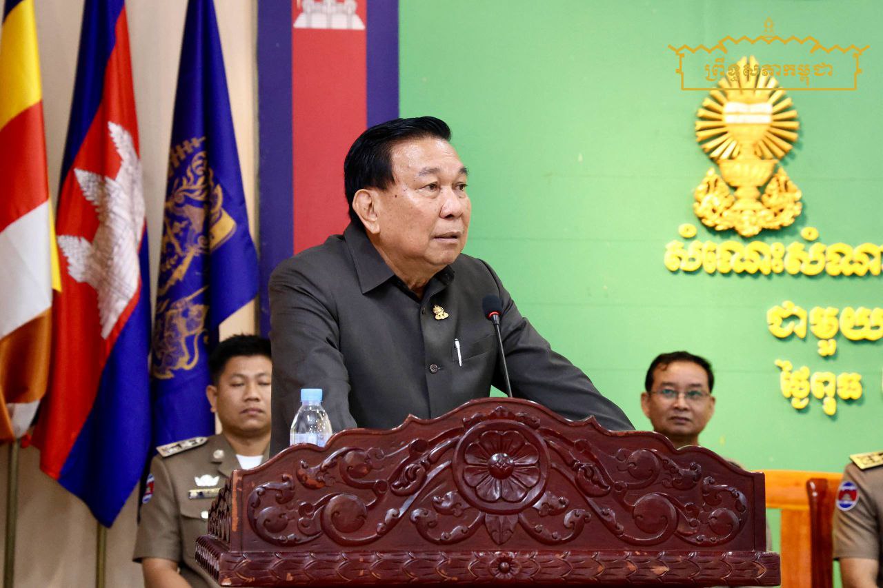 ក្រុមសមាជិកព្រឹទ្ធសភាប្រចាំភូមិភាគទី៣ អញ្ជើញសំណេះសំណាលជាមួយអាជ្ញាធរស្រុកមុខកំពូល ខេត្តកណ្តាល