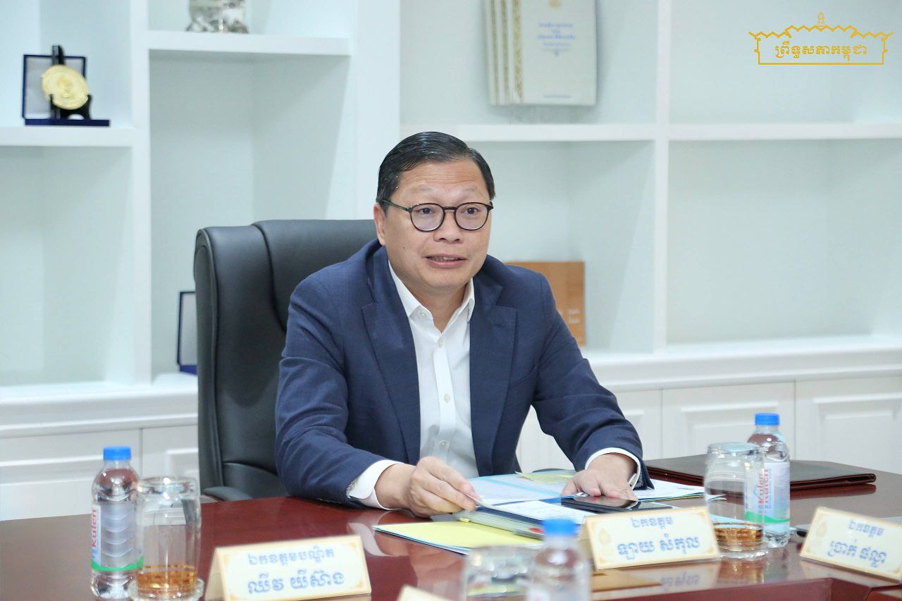 ឯកឧត្តម ឡាយ សំកុល អគ្គលេខាធិការព្រឹទ្ធសភា អញ្ជើញដឹកនាំកិច្ចប្រជុំគណៈកម្មការគ្រប់គ្រង ប្រើប្រាស់ និងសម្របសម្រួលរៀបចំពិធី និងកិច្ចប្រជុំនានាក្នុងវិមានសាមគ្គីភាព