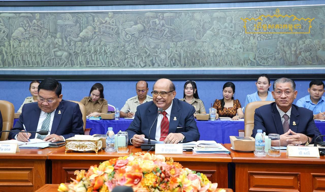 គណៈកម្មការទី១ នៃព្រឹទ្ធសភាជួបពិភាក្សាការងារជាមួយថ្នាក់ដឹកនាំក្រសួងអធិការកិច្ច