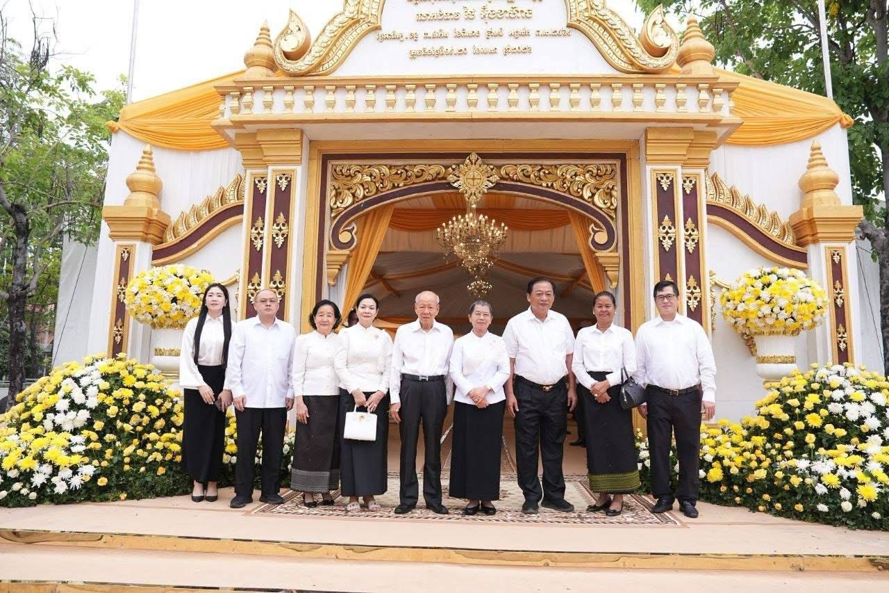 ឯកឧត្តមបណ្ឌិត​ ម៉ុង​ ឫទ្ធី អញ្ជេីញចូលរួម​ក្នុងពិធី​បុណ្យ​ទក្ខិណានុប្បទានខួបគម្រប់ ៧ថ្ងៃ​ ឧទ្ទិស​កុសលជូន​ដល់វិញ្ញាណក្ខន្ធ​លោក​ជំទាវ​ ថៃ​ អុឹងខាហ៊ាង​