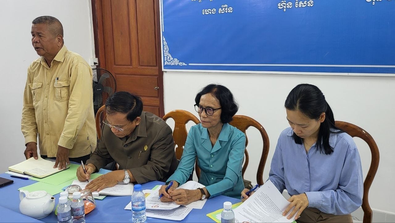 លោកជំទាវ មុំ សណ្តាប់ អញ្ជើញជាអធិបតីក្នុងកិច្ចប្រជុំបូកសរុបរបាយការណ៍របស់សង្កាត់ផ្សារដើមថ្កូវ ប្រចាំខែមេសា និងលើកទិសដៅការងារបន្តខែឧសភា ឆ្នាំ២០២៦