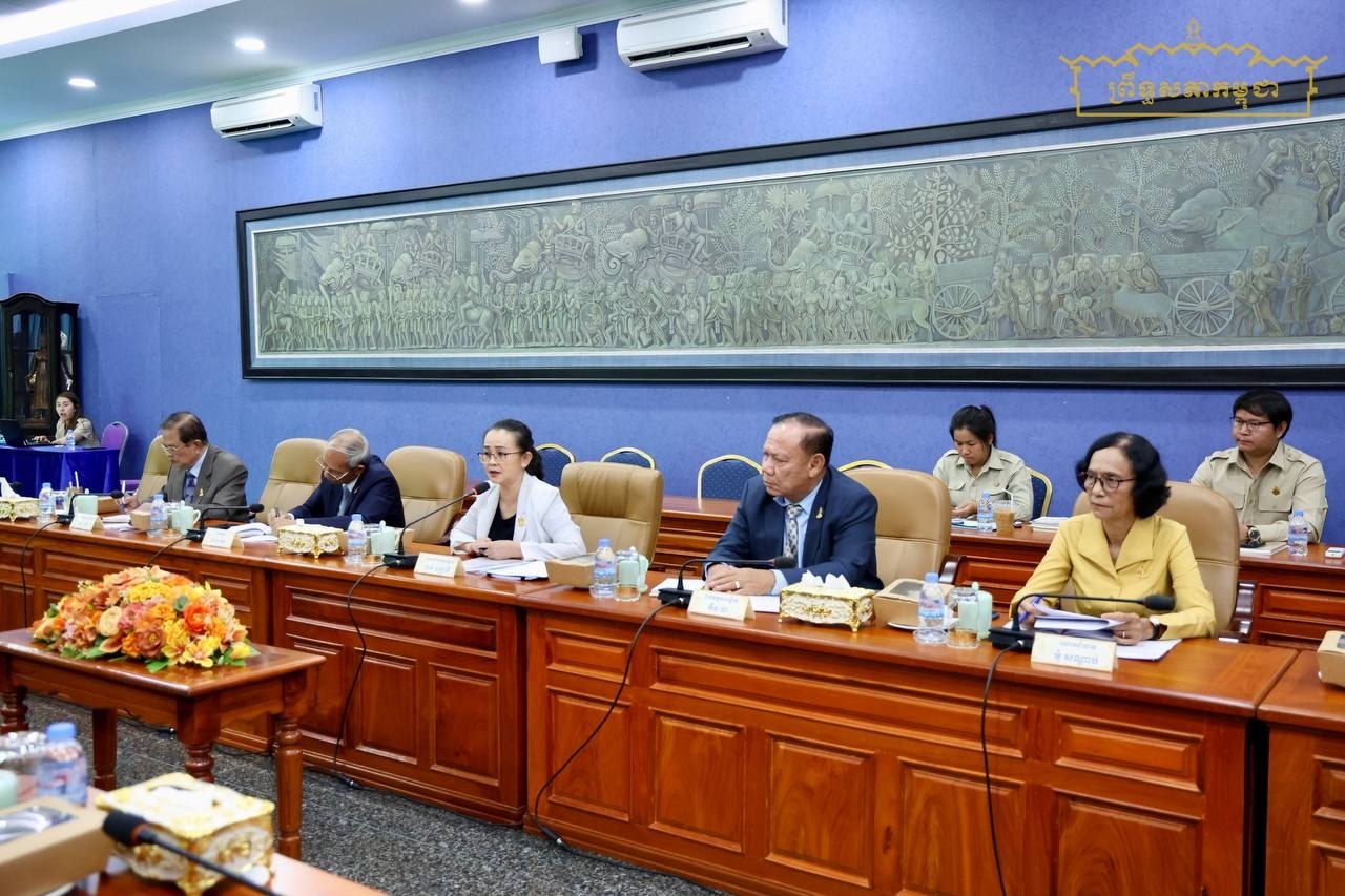 គណៈកម្មការទី៦ និងទី៤ព្រឹទ្ធសភា ប្រជុំពិនិត្យពិភាក្សាលើសេចក្តីព្រាងច្បាប់ស្តីពីការប្រឆាំងការឆបោកតាមប្រព័ន្ធបច្ចេកវិទ្យា