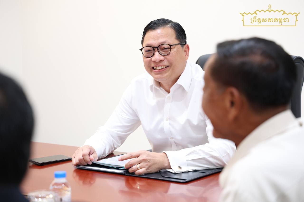 ឯកឧត្តម ឡាយ សំកុល អញ្ជើញដឹកនាំកិច្ចប្រជុំគណៈកម្មការពិនិត្យ និងវាយតម្លៃដំឡើងថ្នាក់ ជូនមន្រ្តីរាជការ នៃអគ្គលេខាធិការដ្ឋានព្រឹទ្ធសភា