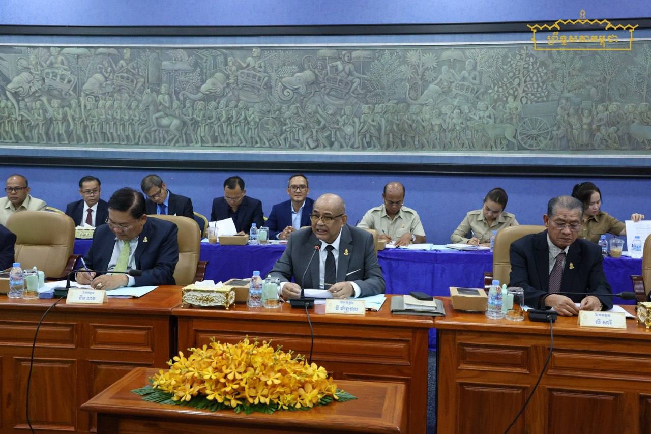 គណៈកម្មការទី១ នៃព្រឹទ្ធសភា ជួបពិភាក្សាការងារជាមួយថ្នាក់ដឹកនាំគណៈកម្មាធិការជាតិប្រយុទ្ធប្រឆាំងការជួញដូរមនុស្ស
