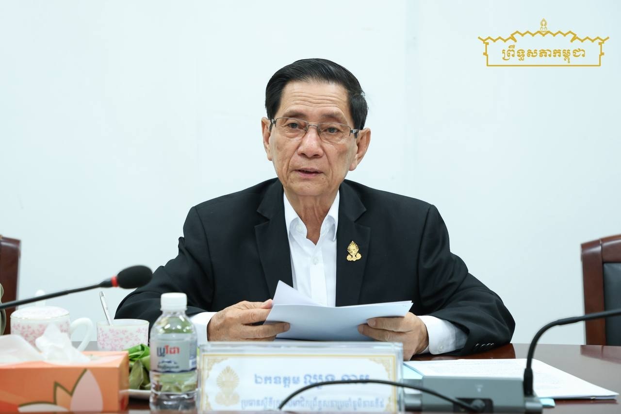 ឯកឧត្តម ឈួន ឆាម ដឹកនាំកិច្ចប្រជុំផ្ទៃក្នុងក្រុមសមាជិកព្រឹទ្ធសភាប្រចាំភូមិភាគទី៥