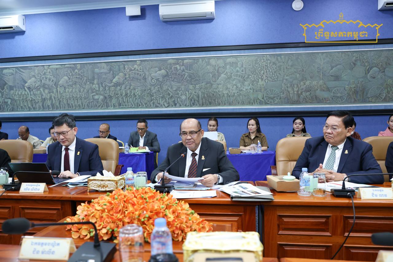 គណៈកម្មការទី១ព្រឹទ្ធសភា ជួបពិភាក្សាការងារជាមួយថ្នាក់ដឹកនាំអាជ្ញាធរជាតិដោះស្រាយវិវាទក្រៅប្រព័ន្ធតុលាការ
