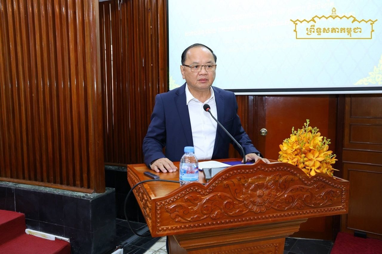 ឯកឧត្តម ខេង សិទ្ធិគុណ ទទួលស្វាគមន៍និស្សិតសាកលវិទ្យាល័យ CUS ឈ្វេងយល់ពីស្ថាប័នព្រឹទ្ធសភា