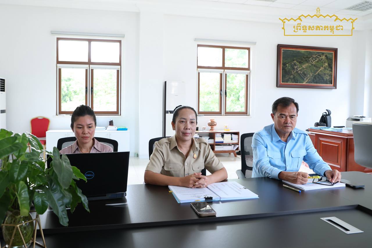 ឯកឧត្តម អោក បូរ៉ា ដឹកនាំកិច្ចប្រជុំផ្ទៃក្នុងខុទ្ទកាល័យអគ្គលេខាធិការរងព្រឹទ្ធសភា