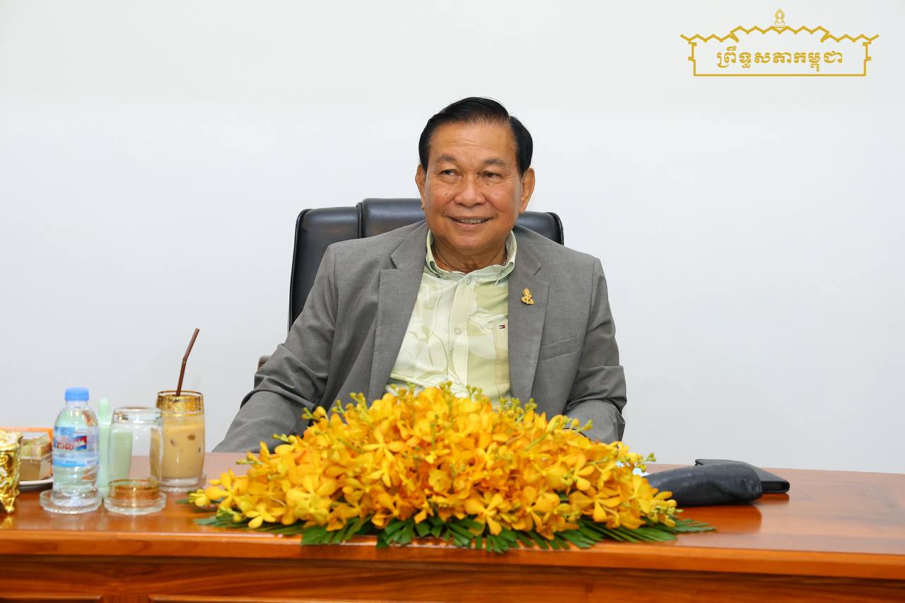 ឯកឧត្តម ម៉ម ប៊ុននាង ដឹកនាំកិច្ចប្រជុំផ្ទៃក្នុងក្រុមសមាជិកព្រឹទ្ធសភាប្រចាំភូមិភាគទី៣