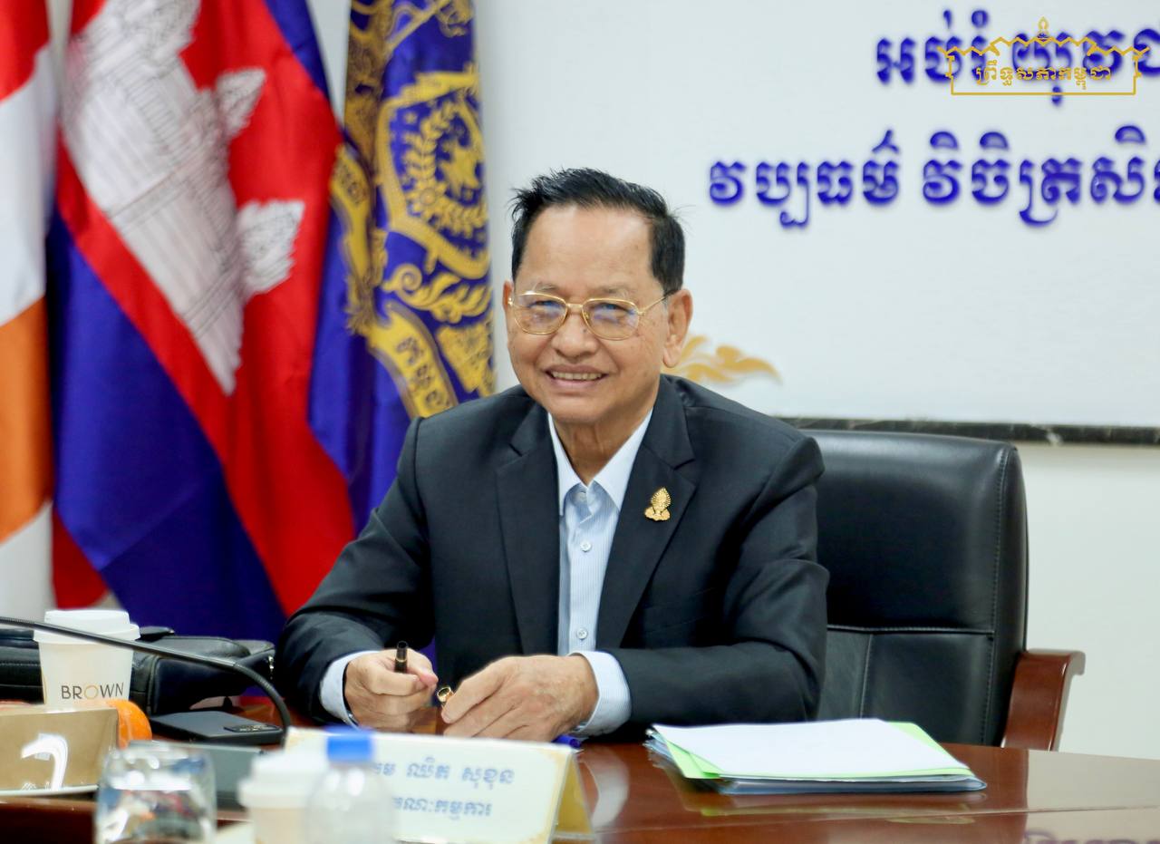 ឯកឧត្តម ឈិត សុខុន ដឹកនាំកិច្ចប្រជុំផ្ទៃក្នុងគណៈកម្មការទី៧ព្រឹទ្ធសភា