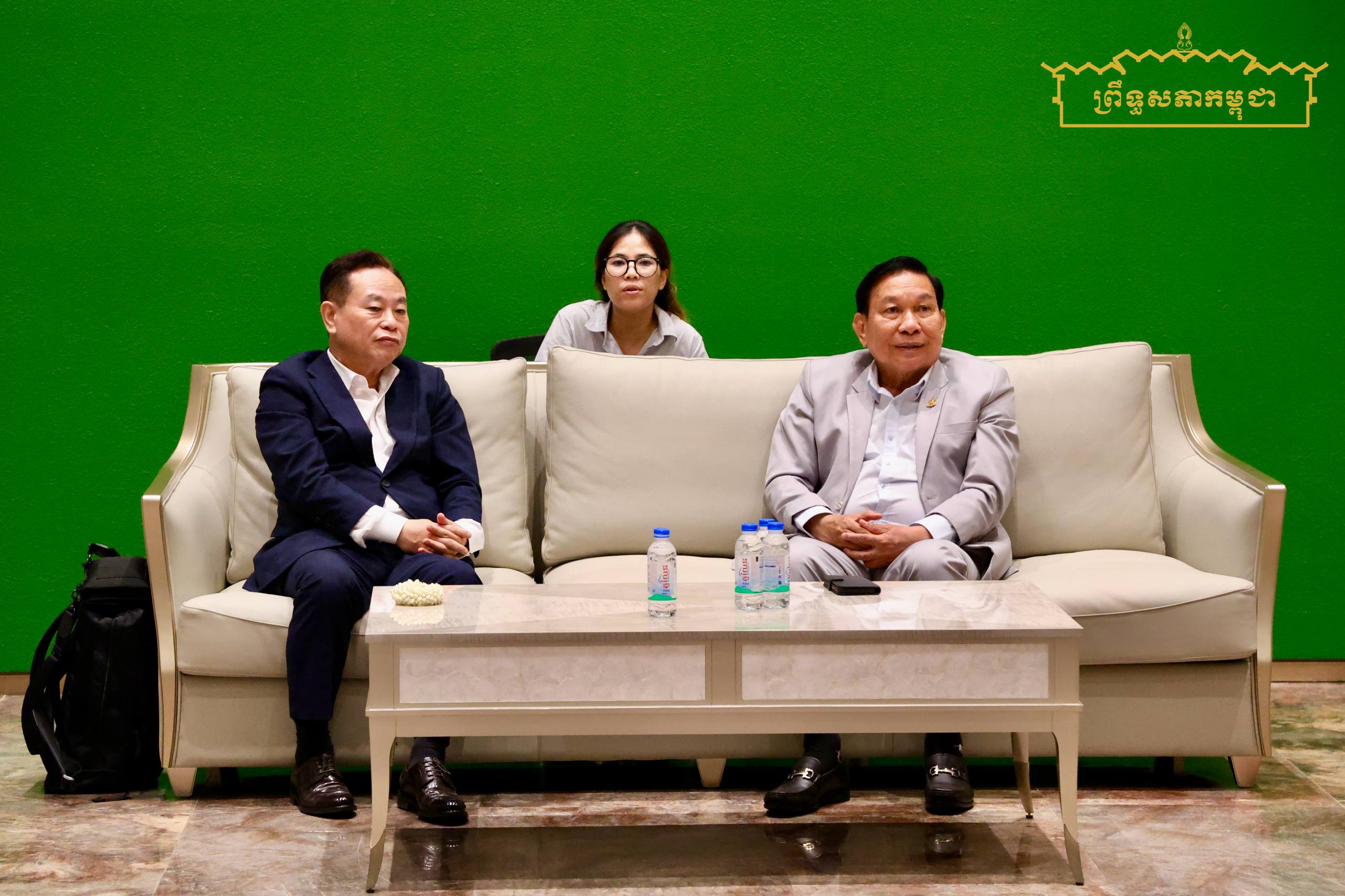 ឯកឧត្តម ម៉ម ប៊ុននាង អញ្ជើញទទួលស្វាគមន៍គណៈប្រតិភូមូលនិធិចែករំលែកសង្រ្គោះជីវិតសកល នៃសាធារណរដ្ឋកូរ៉េ មកទស្សនកិច្ចការងារនៅកម្ពុជា