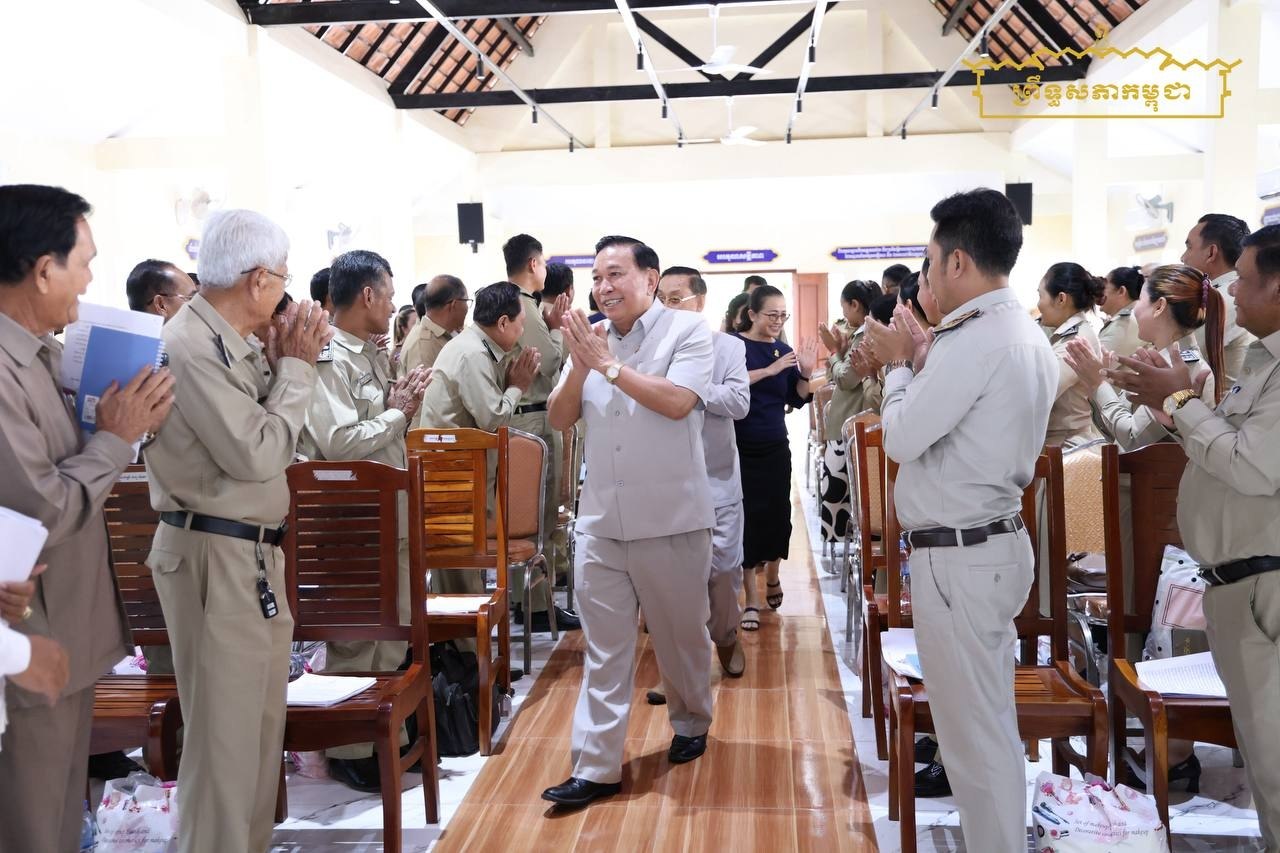 ក្រុមសមាជិកព្រឹទ្ធសភាប្រចាំភូមិភាគទី៣ ចុះបំពេញមុខងារតំណាងរបស់ខ្លួន នៅស្រុកកៀនស្វាយ ខេត្តកណ្តាល