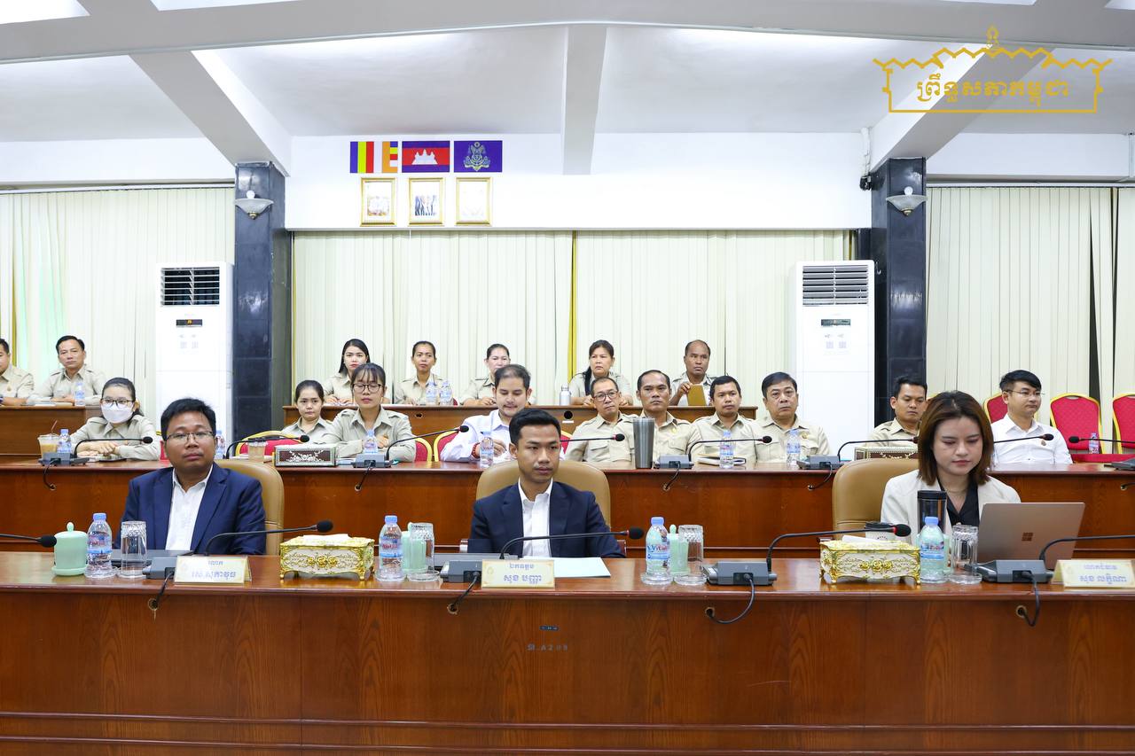 មន្ត្រីព្រឹទ្ធសភា ៨៣រូប ចូលរួមស្តាប់បទបង្ហាញចែករំលែកចំណេះដឹងស្តីពី «ការវិភាគគោលនយោបាយ និងវិធីសាស្ត្រស្រាវជ្រាវសម្រាប់កម្ពុជា»