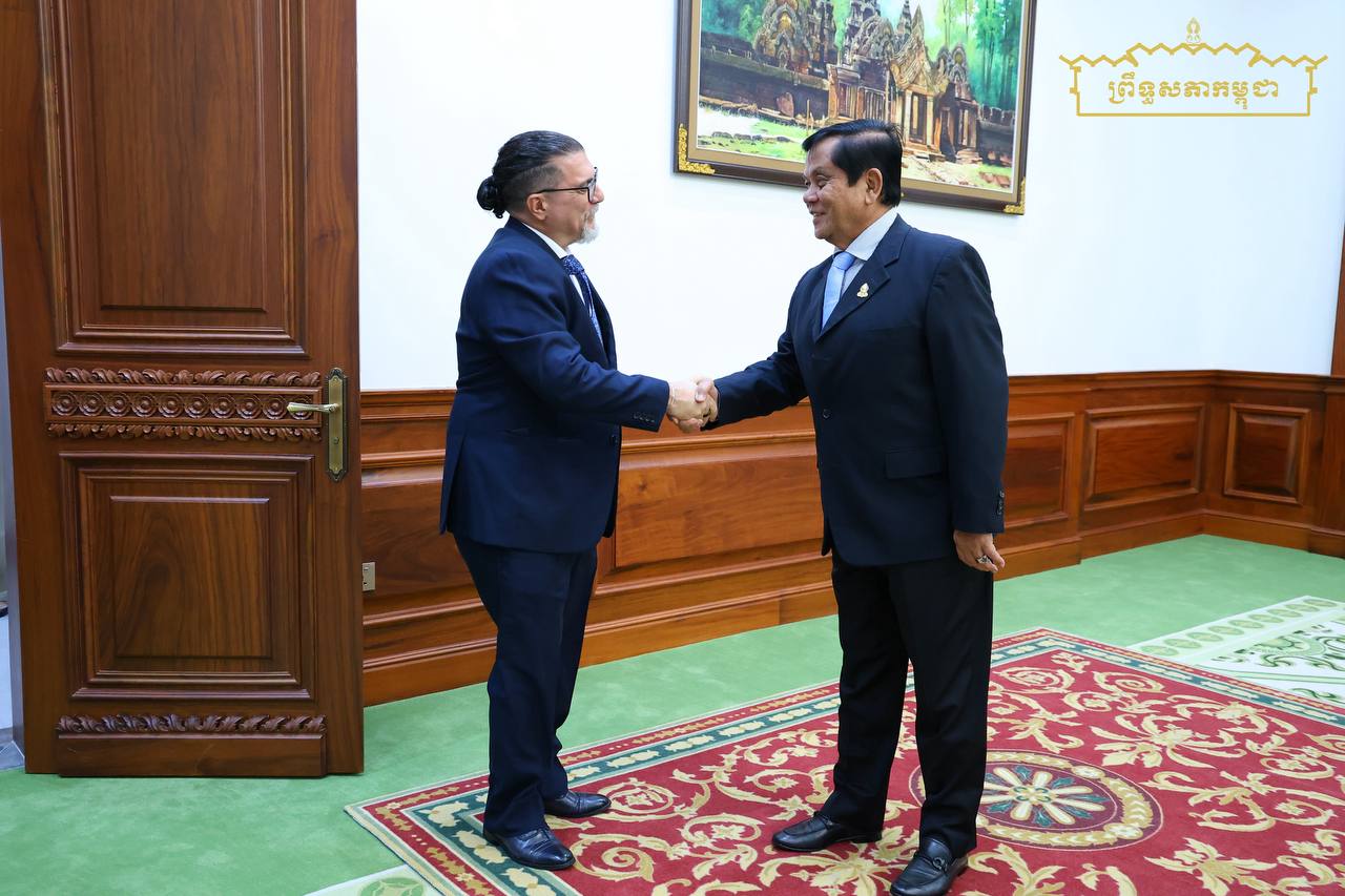 ឯកឧត្តម អ៊ុច បូររិទ្ធ អនុញ្ញាតឱ្យតំណាងកម្មវិធីអភិវឌ្ឍន៍អង្គការសហប្រជាជាតិ (UNDP) ប្រចាំកម្ពុជា ចូលជួបសម្តែងការគួរសម