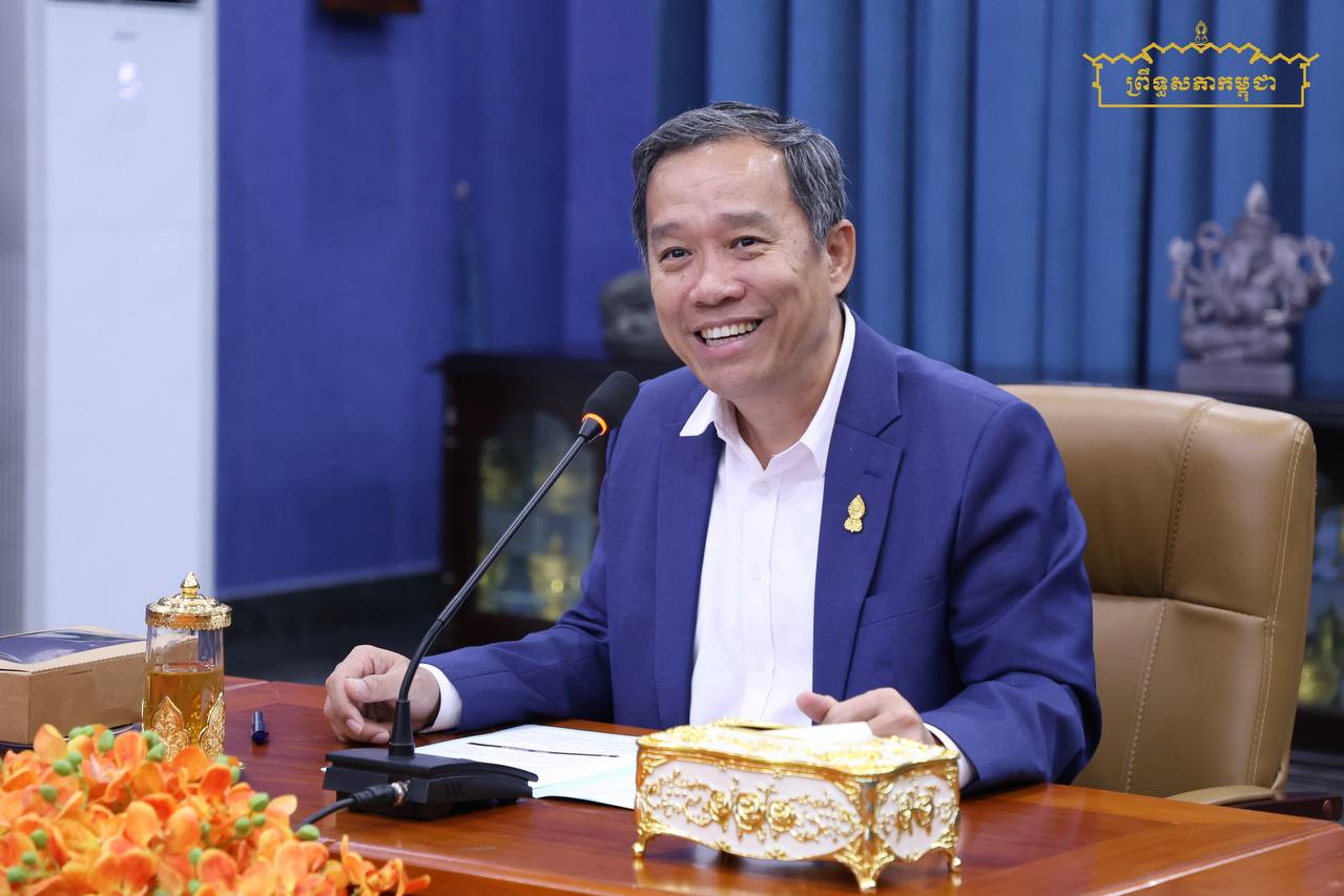 ឯកឧត្តមបណ្ឌិត ធន់ វឌ្ឍនា លើកទឹកចិត្តឱ្យពិនិត្យមើលឯកសារគតិយុត្តគាំទ្រច្បាប់ដែលបានអនុម័តហើយ