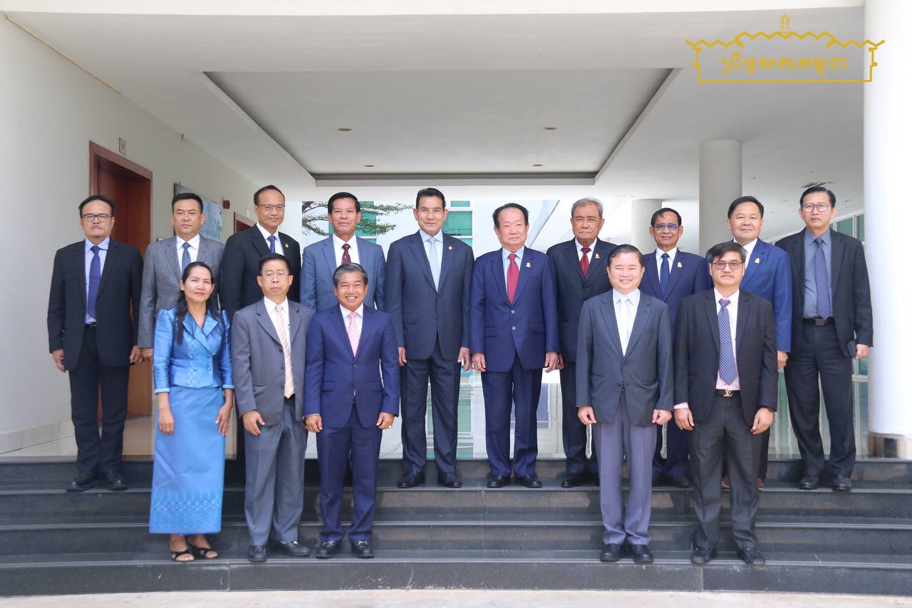 គណៈប្រតិភូគណៈកម្មការទី៩ព្រឹទ្ធសភា អញ្ជើញចុះឈ្វេងយល់ពីវឌ្ឍនភាពការងារពាក់ព័ន្ធនឹងវិស័យជាសមត្ថកិច្ច នៅទីស្តីការរដ្ឋលេខាធិការដ្ឋានអាកាសចរណ៍ស៊ីវិល