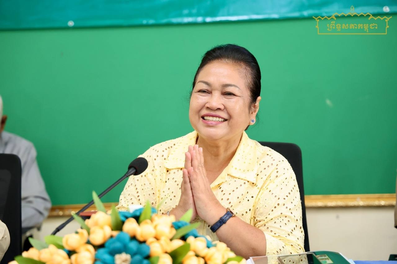 លោកជំទាវ មាន សំអាន៖ ជំរុញដល់អាជ្ញាធរខេត្ត ស្រុក និងក្រុមប្រឹក្សាឃុំ ឱ្យបន្តយកចិត្តទុកដាក់បំពេញតួនាទី ភារកិច្ចបម្រើជាតិ និងប្រជាពលរដ្ឋឱ្យបានល្អប្រសើរ លឿន និងរហ័ស ទាំងសេវាចាំបាច់ និងសេវាតម្រូវការនានា