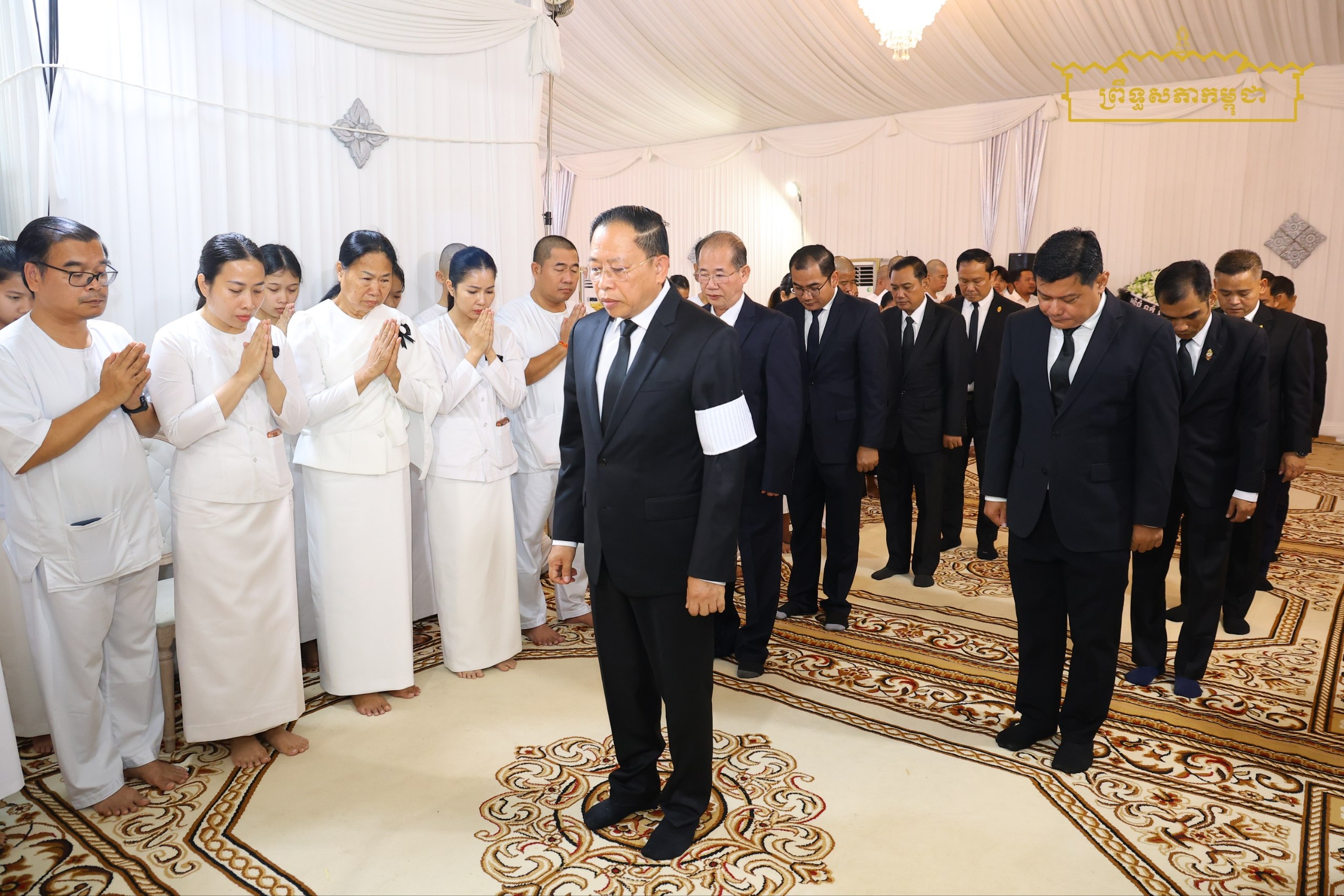 គណៈប្រតិភូក្រសួងធម្មការ និងសាសនា អញ្ជើញគោរពវិញ្ញាណក្ខន្ធសព ឯកឧត្តម ទឹម ផន