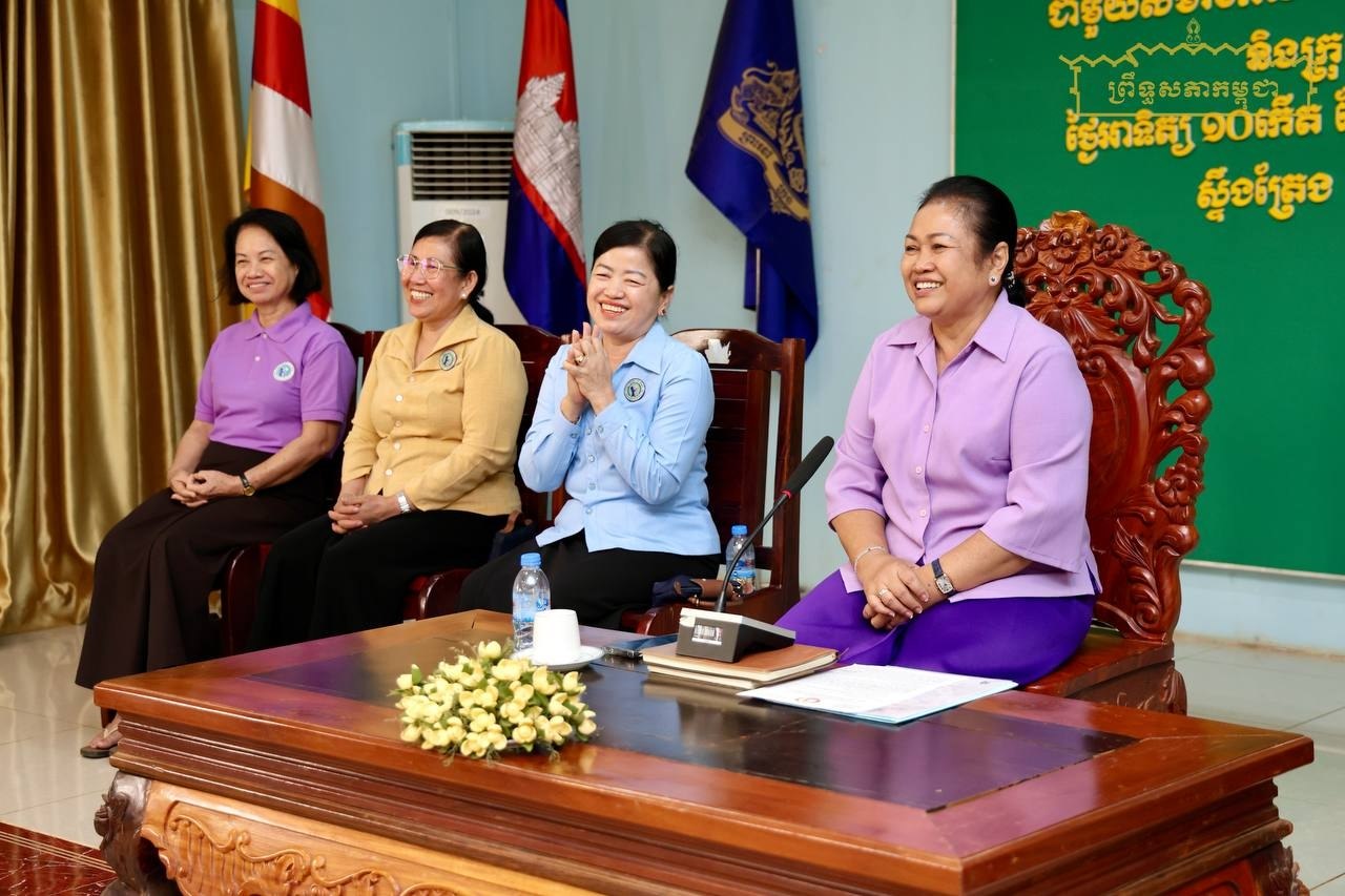 លោកជំទាវ មាន សំអាន អញ្ជើញជួបសំណេះសំណាលជាមួយសមាគមនារីកម្ពុជាដើម្បីសន្តិភាព និងអភិវឌ្ឍន៍ ខេត្តមណ្ឌលគិរី និងខេត្តស្ទឹងត្រែង