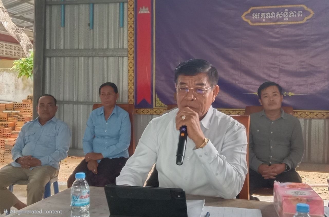 ឯកឧត្តម អ៊ុន វណ្ណា អញ្ជើញជួបសំណេះសំណាលជាមួយសិស្សានុសិស្ស ដែលបានប្រឡងជាប់សញ្ញាបត្រមធ្យមសិក្សាទុតិយភូមិ ក្នុងឃុំព្រៃផ្តៅ ស្រុកព្រៃកប្បាស ខេត្តតាកែវ