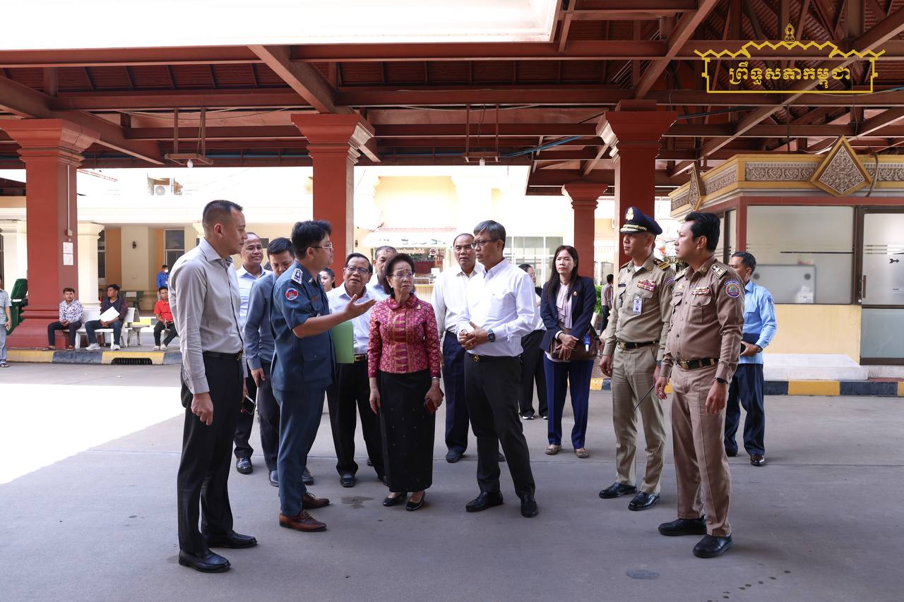 គណៈប្រតិភូគណៈកម្មការទី២ព្រឹទ្ធសភា អញ្ជើញជួបពិភាក្សាការងារជាមួយតំណាងទីស្នាក់ការច្រកទ្វារព្រំដែនអន្តរជាតិបាវិត