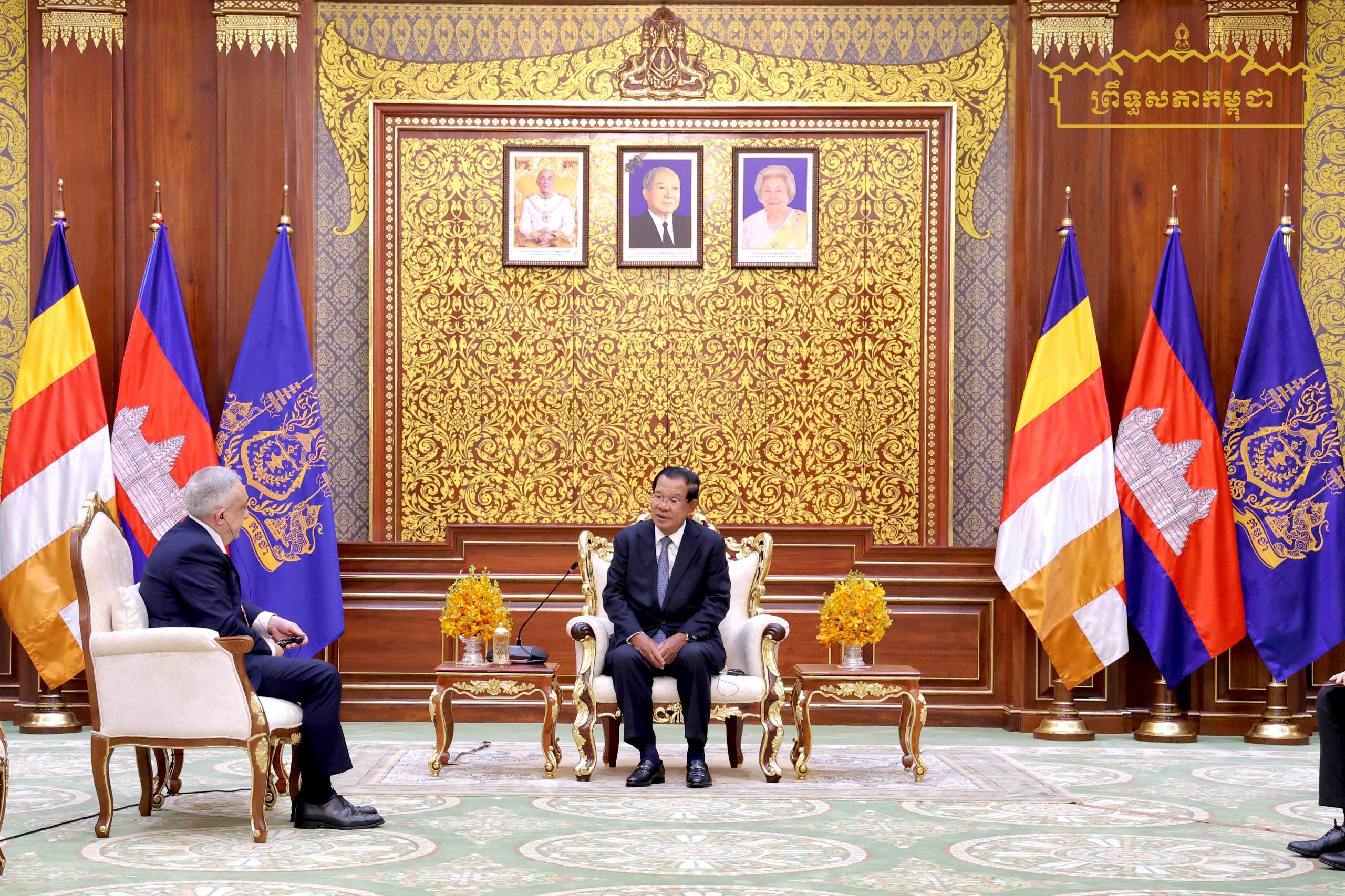 សម្តេចតេជោ ហ៊ុន សែន អនុញ្ញាតឱ្យឯកអគ្គរដ្ឋទូតនៃសាធារណរដ្ឋហ្សកហ្ស៊ី ប្រចាំកម្ពុជា ចូលជូនសារតាំង និងសម្តែងការគួរសម