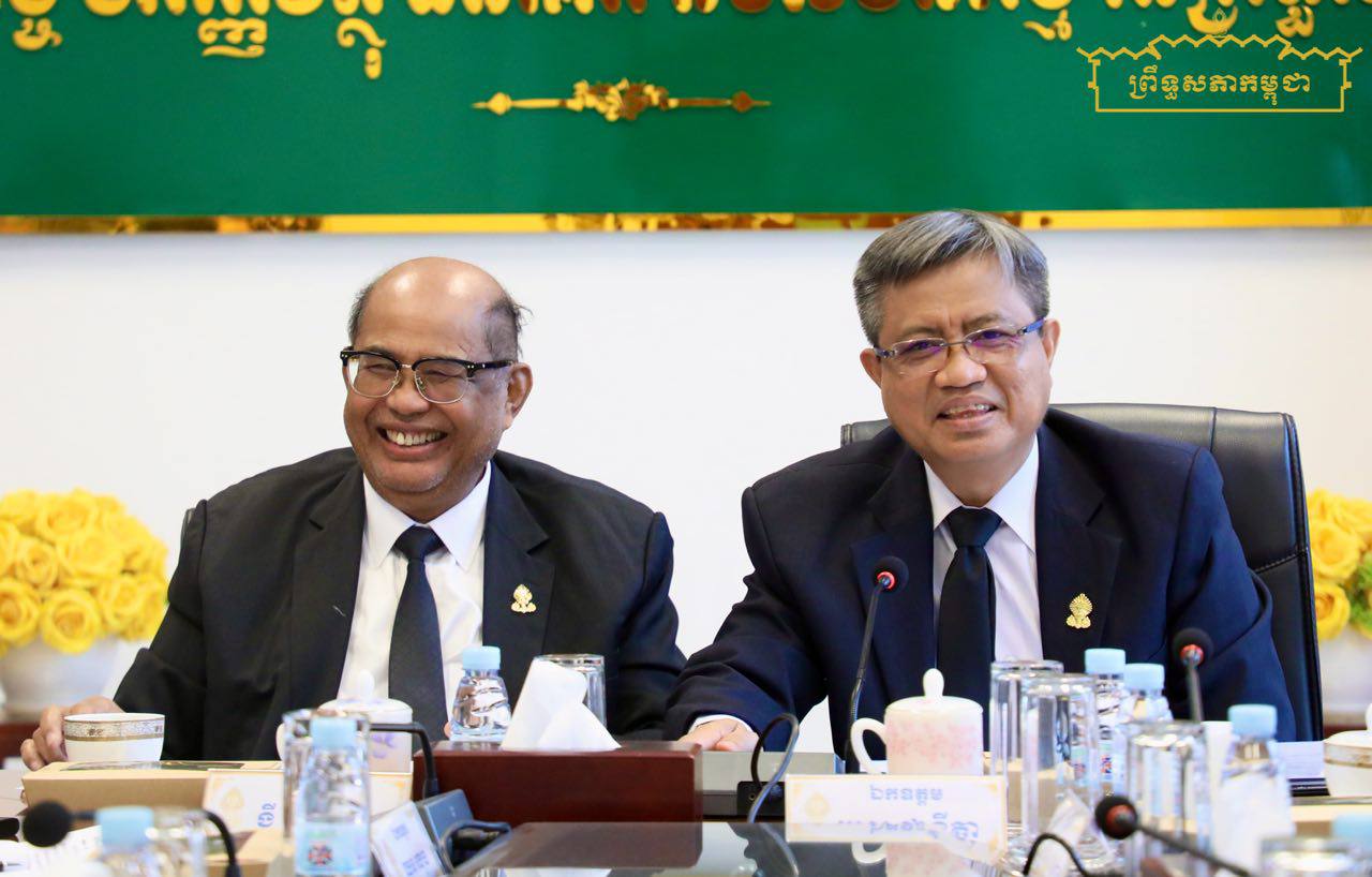 ក្រុមសមាជិកព្រឹទ្ធសភាក្រុមទី១ ប្រជុំផ្ទៃក្នុង ដើម្បីត្រៀមមានយោបល់ក្នុងកិច្ចប្រជុំជាវិសាមញ្ញព្រឹទ្ធសភា
